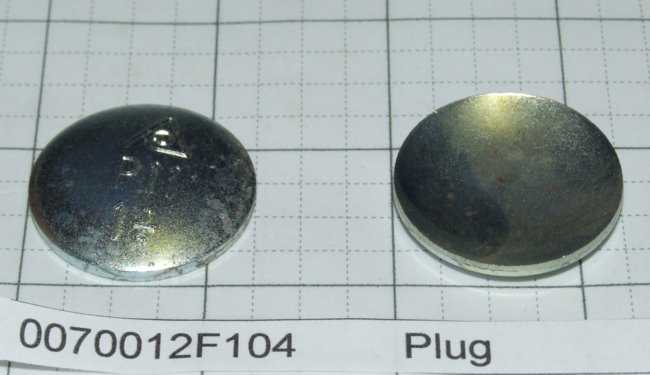 0070012F104