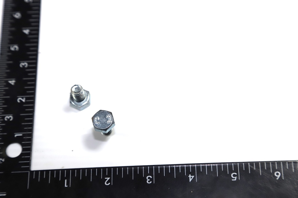 007001CM812