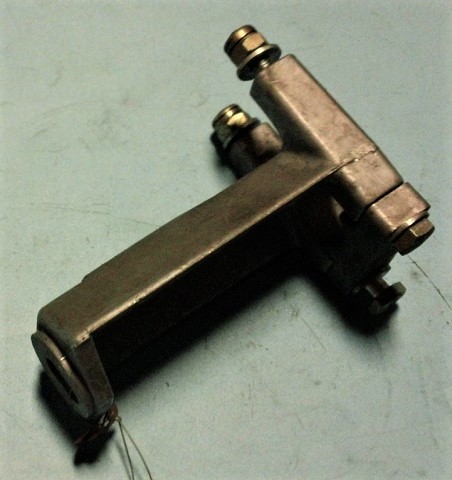 0443824A001