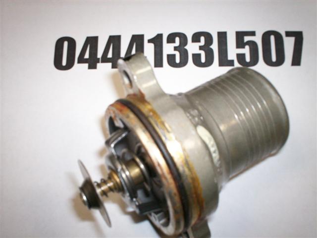 0444133L507