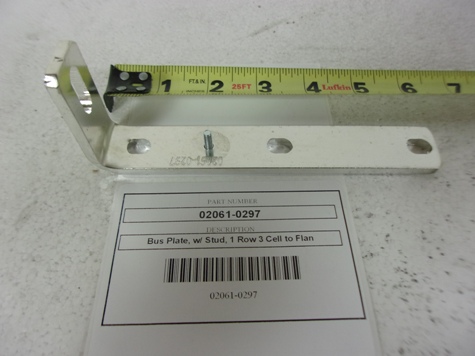 [Bus bar w/Stud 1 Row 3 Cell to Fl 300amp] 02061-0297
